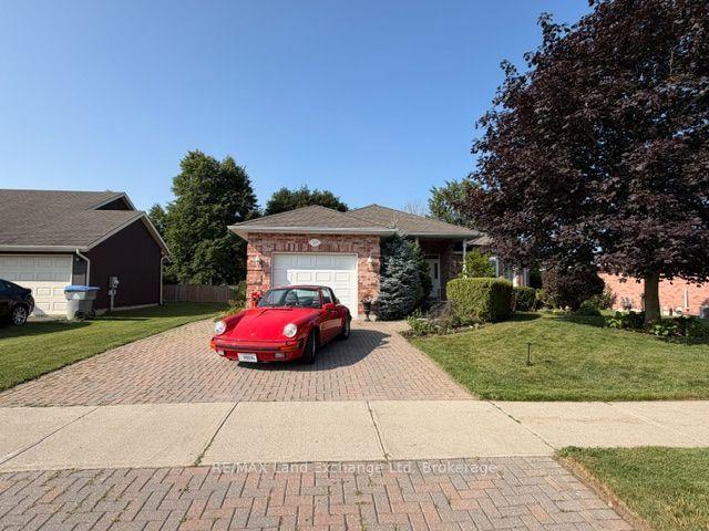 740-scott-street-w-north-perth-ontario-x13585040