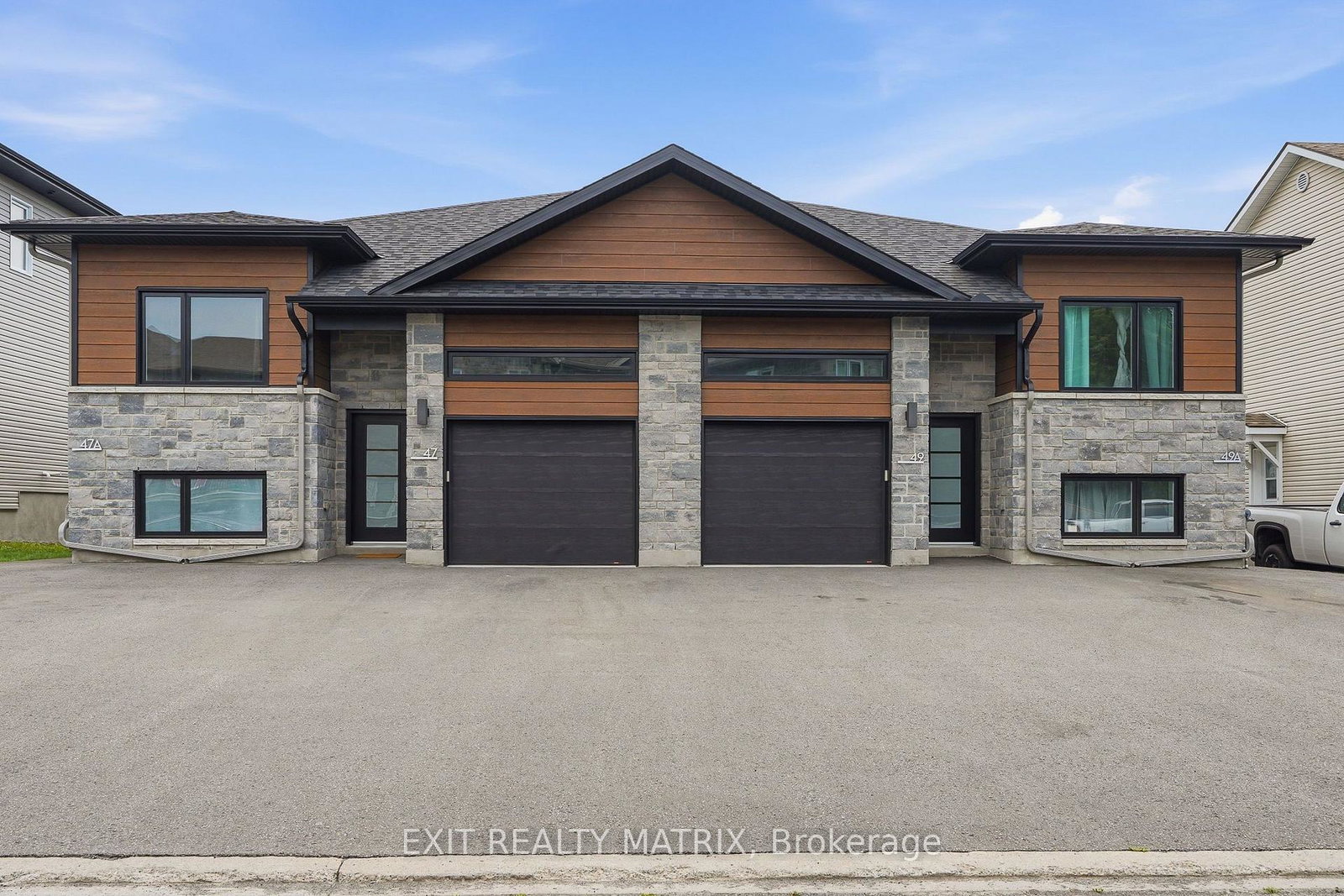 47-49-cambridge-street-the-nation-ontario-x13585068