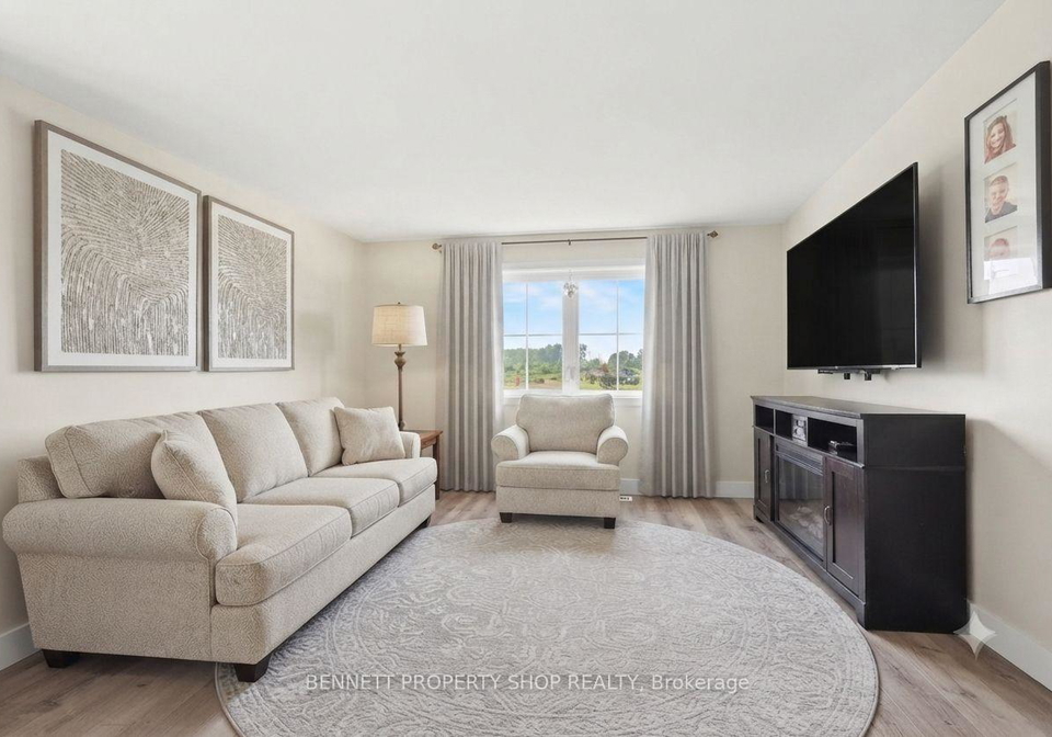 8-rotterdam-way-south-dundas-ontario-x13585142