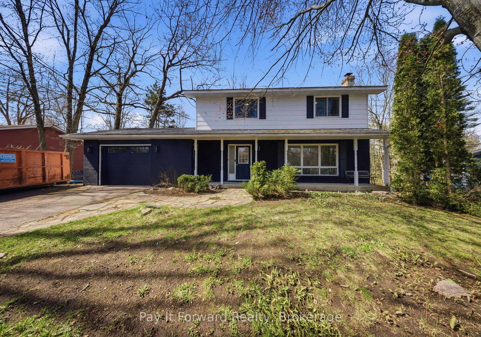 1025-aberdeen-street-muskoka-lakes-ontario-x13585244