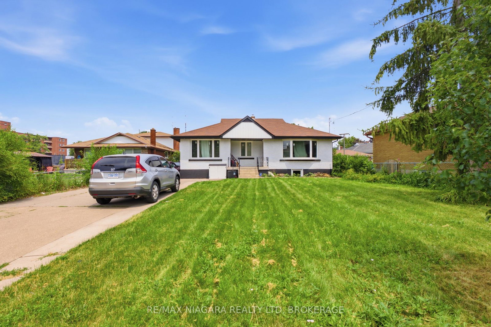 250-grantham-avenue-st-catharines-ontario-x13585256