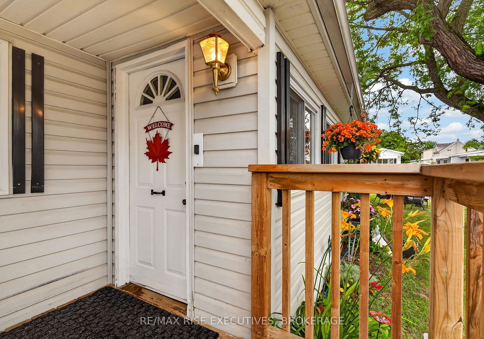 18-wentworth-drive-kingston-ontario-x13585310