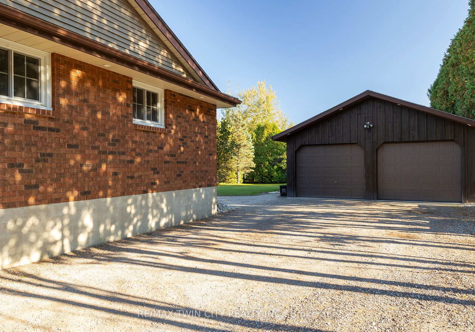 976-mcdowell-road-e-norfolk-ontario-x13585436