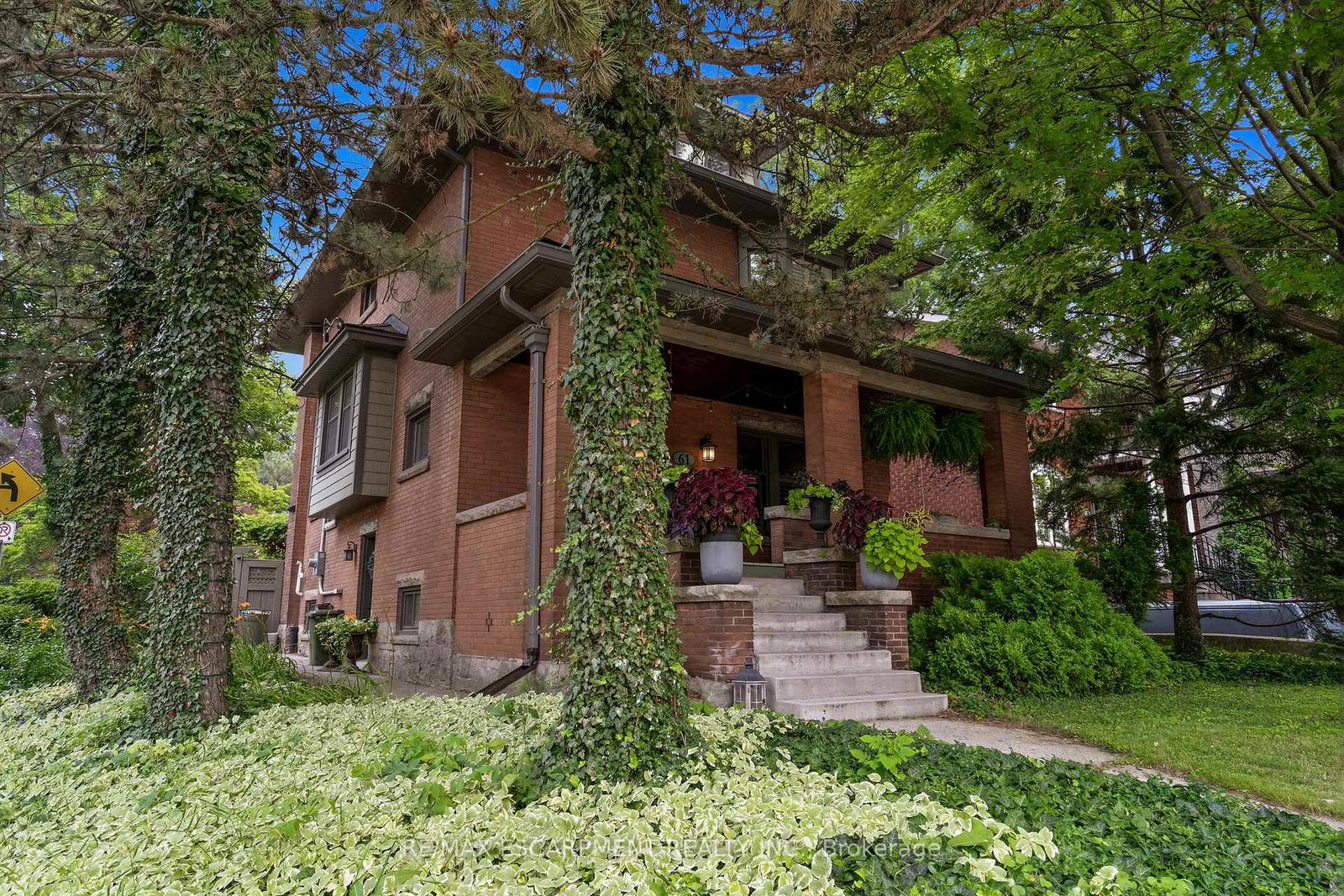 61-mountain-avenue-hamilton-ontario-x13585546