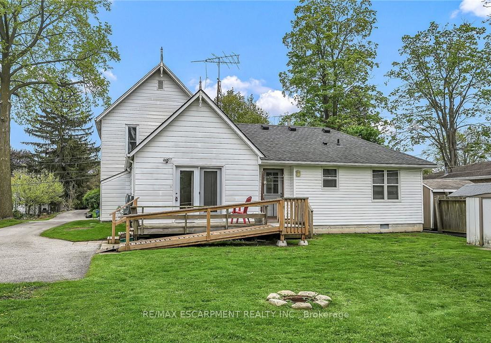 7-greenock-street-e-norfolk-ontario-x13585658