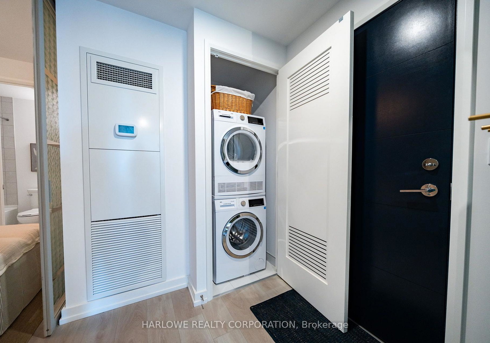 75-james-street-s-hamilton-ontario-x13585660