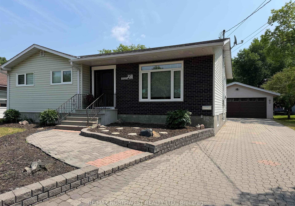358-daniel-avenue-fort-frances-ontario-x13585666