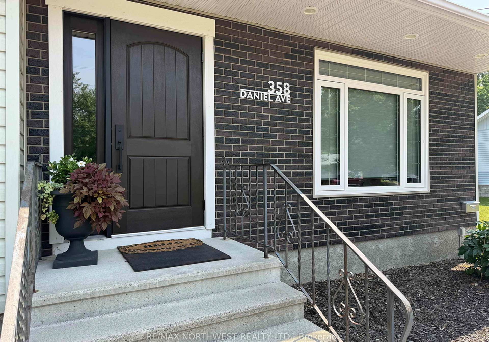 358-daniel-avenue-fort-frances-ontario-x13585666
