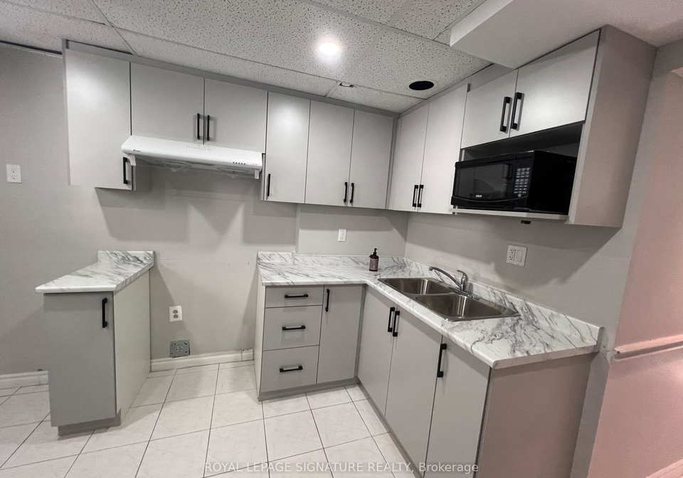 23-princess-boulevard-grimsby-ontario-x13585780