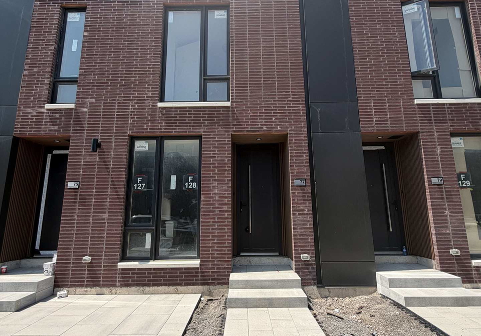 77-everett-common-st-catharines-ontario-x13585832