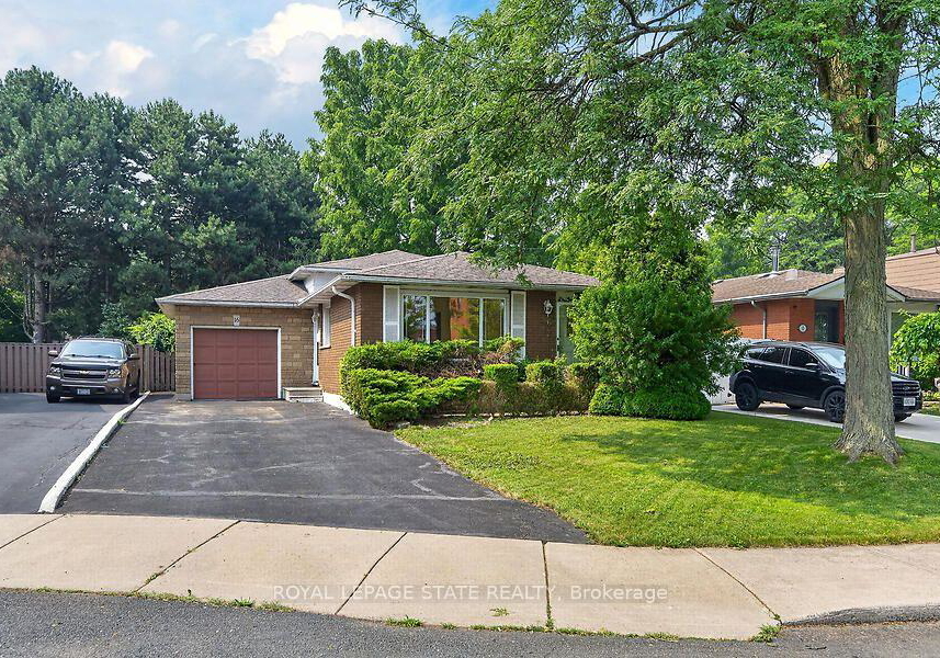 16-sunshine-court-hamilton-ontario-x13586058