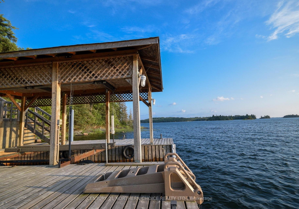 75-black-bear-road-kenora-remote-area-ontario-x13586084