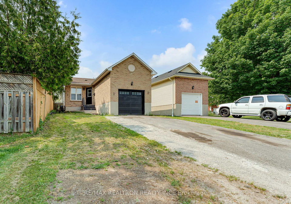 709-ridley-drive-kingston-ontario-x13586208