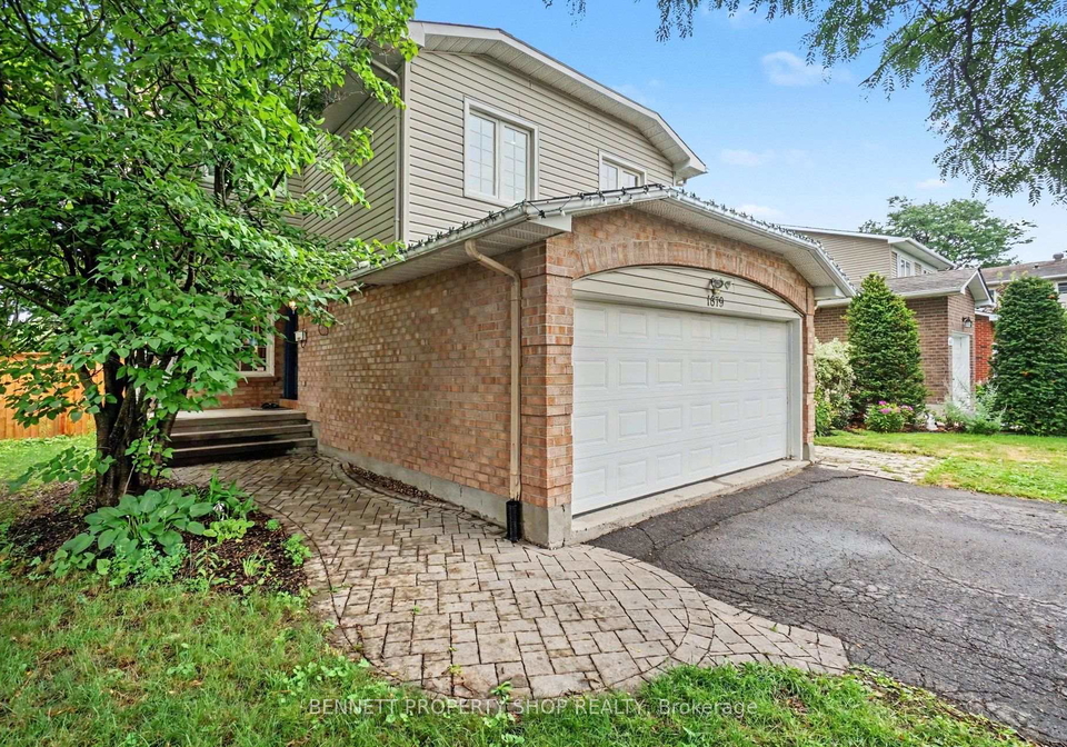 1879-leclair-crescent-ottawa-ontario-x13586280