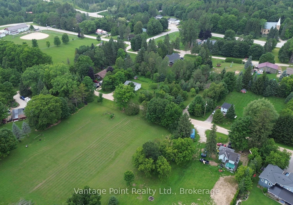 136-torry-street-grey-highlands-ontario-x13586342