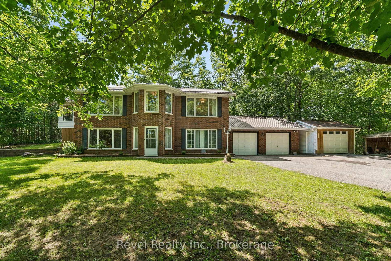 18-bessie-avenue-s-kawartha-lakes-ontario-x13586388