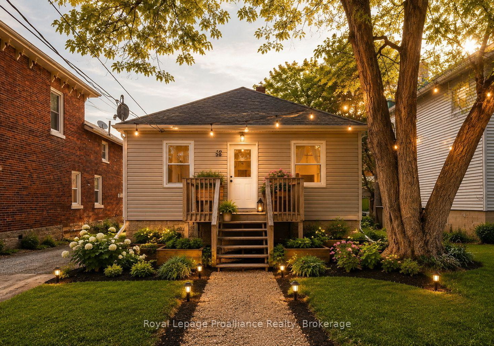 38-oak-street-belleville-ontario-x13586398