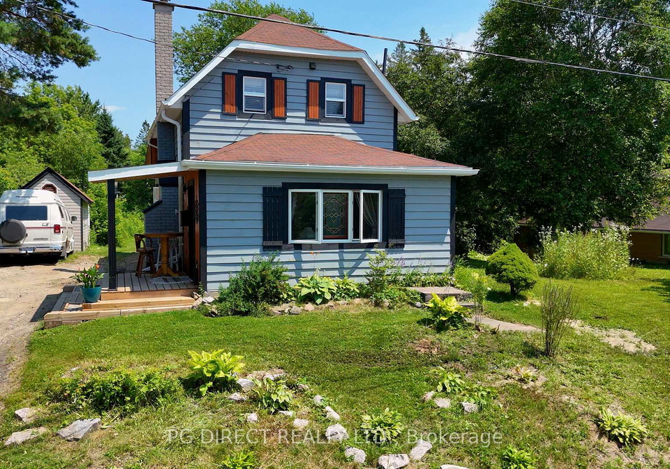 160-centre-street-burks-falls-ontario-x13586458