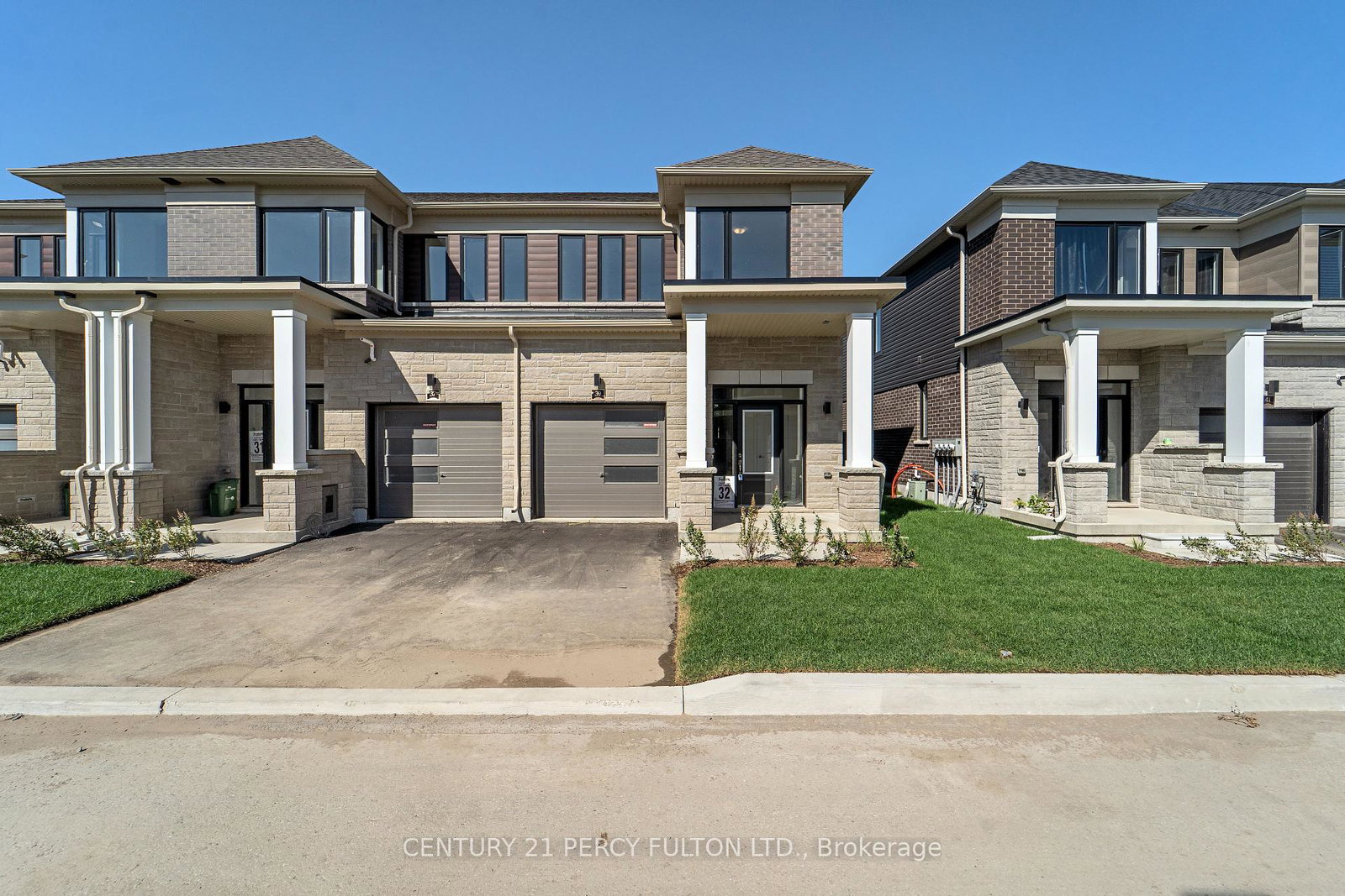 39-watts-mews-kawartha-lakes-ontario-x13586724