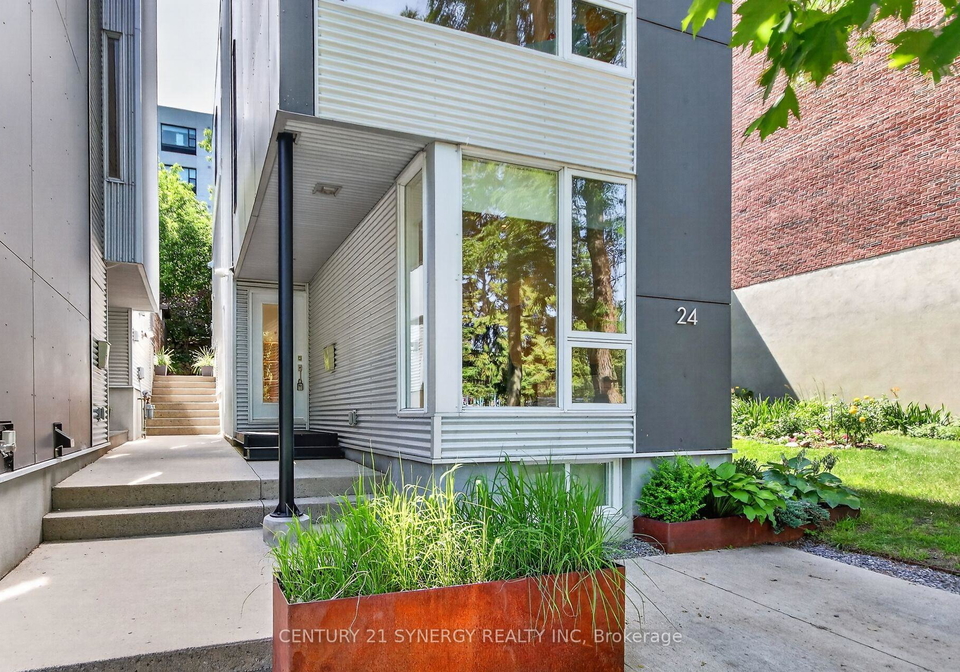 24-stonehurst-avenue-ottawa-ontario-x13586988