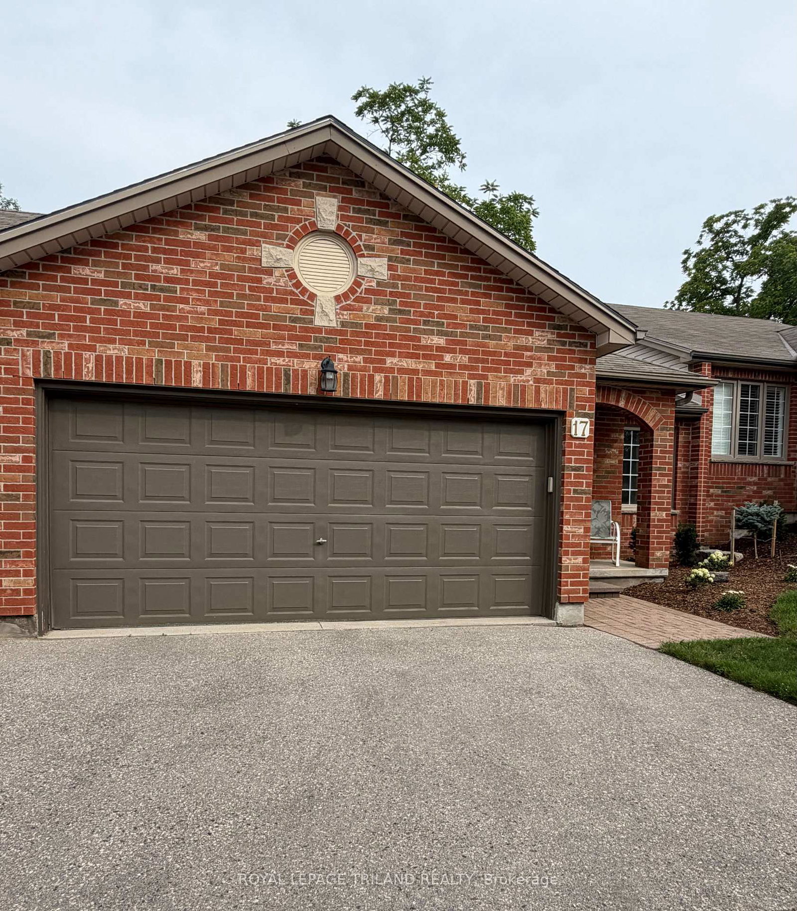 1100-byron-baseline-road-london-south-ontario-x13586992