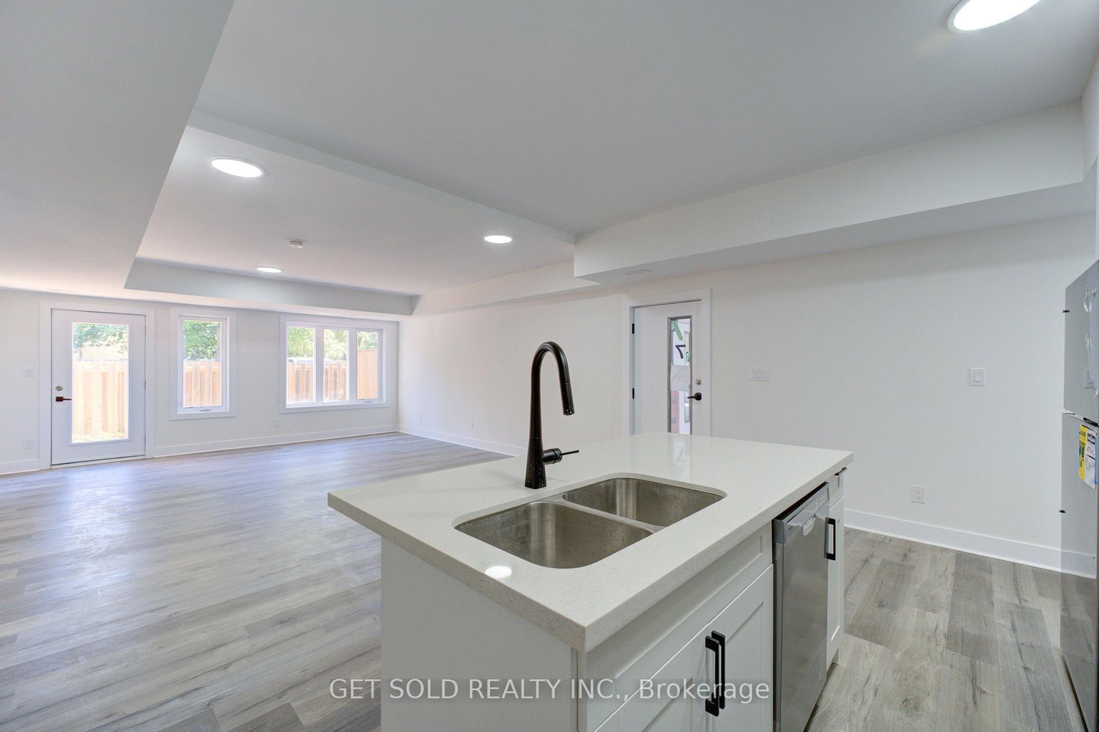 6701-thorold-stone-road-niagara-falls-ontario-x13587448