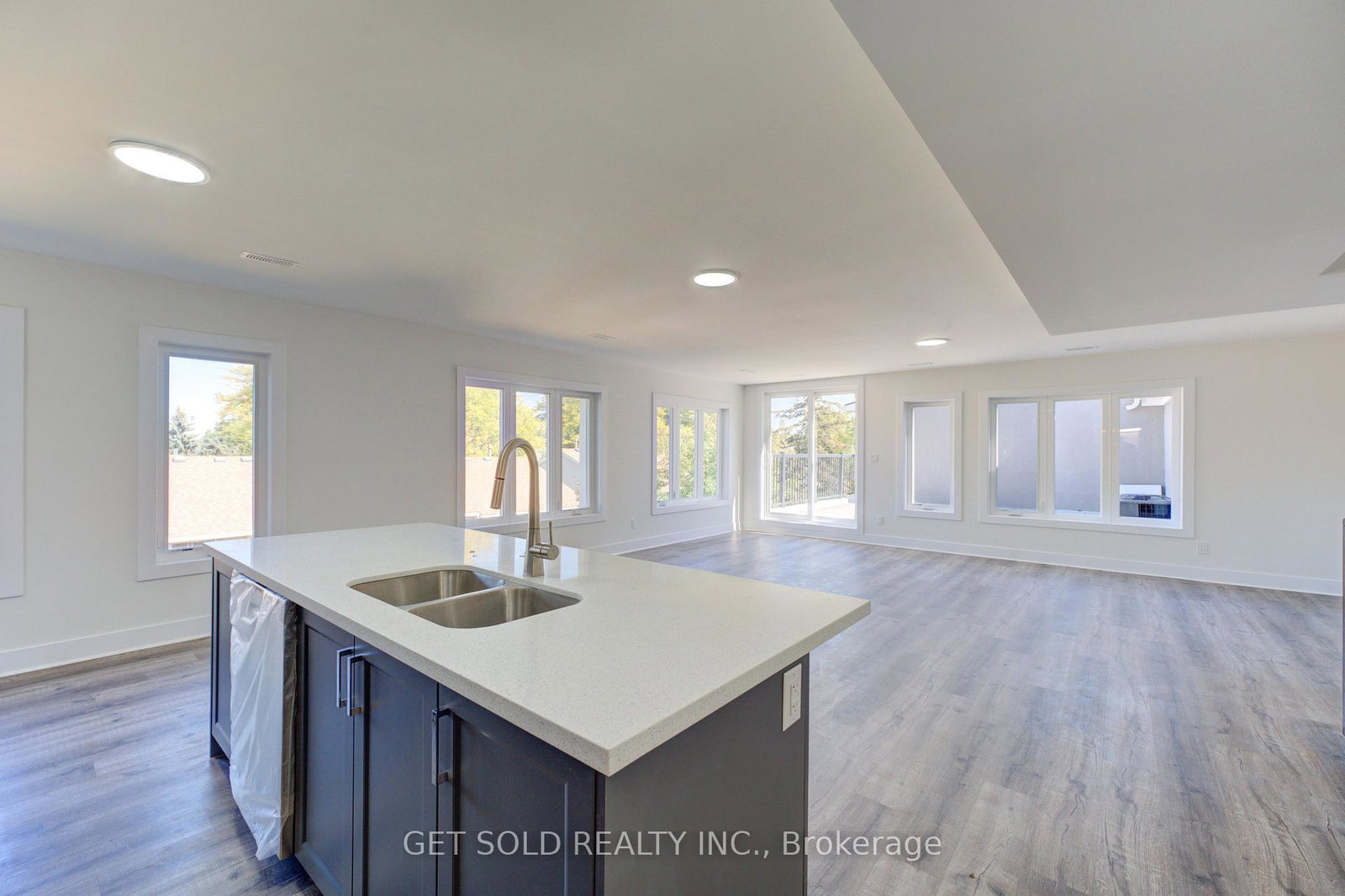 6701-thorold-stone-road-niagara-falls-ontario-x13587460