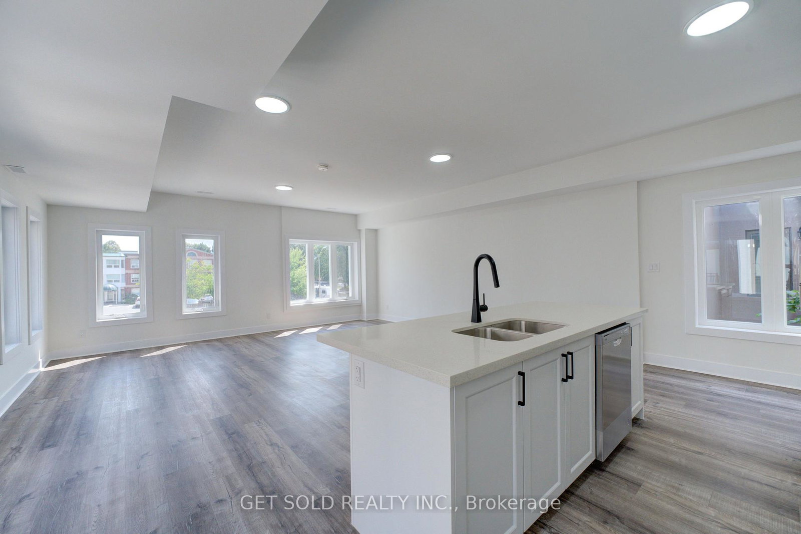6701-thorold-stone-road-niagara-falls-ontario-x13587476