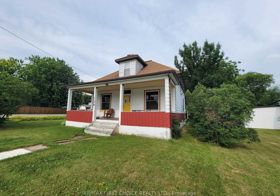 120-third-street-rainy-river-ontario-x13587600