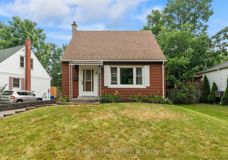 2-somerset-street-stratford-ontario-x13587692