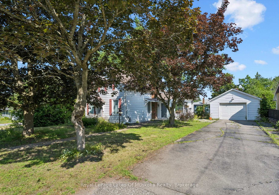 190-winewood-avenue-w-gravenhurst-ontario-x13587714