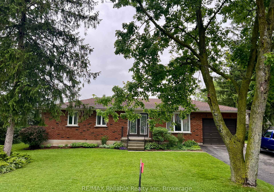31-cobourg-street-west-perth-ontario-x13588056