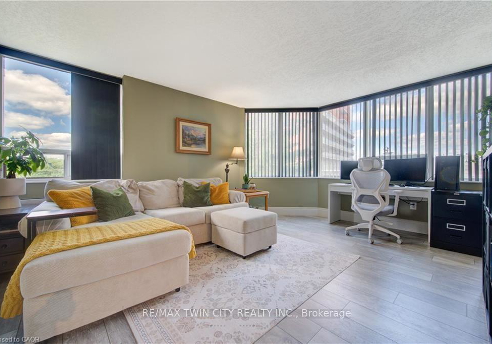 3227-king-street-e-kitchener-ontario-x13588198