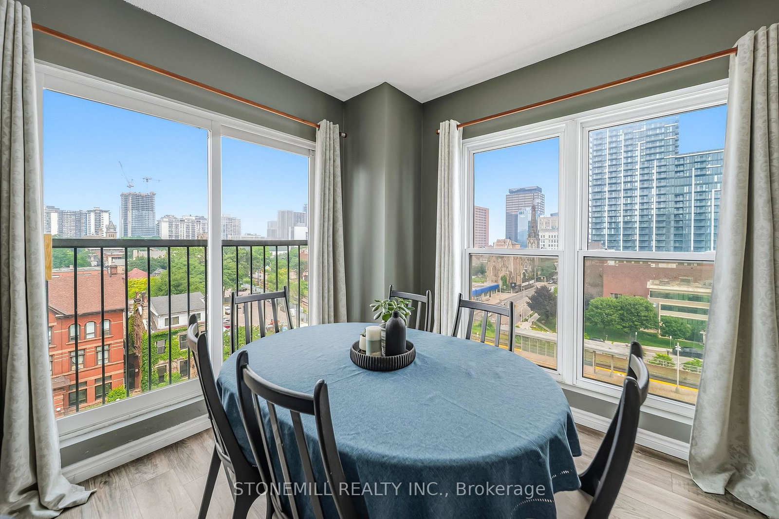 135-james-street-s-hamilton-ontario-x13588206