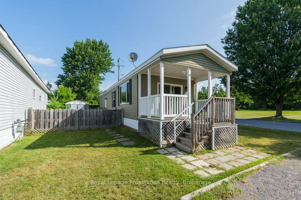 529-old-hwy-2-highway-quinte-west-ontario-x13588252