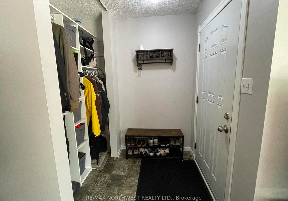 48-thunder-drive-dryden-ontario-x13588258