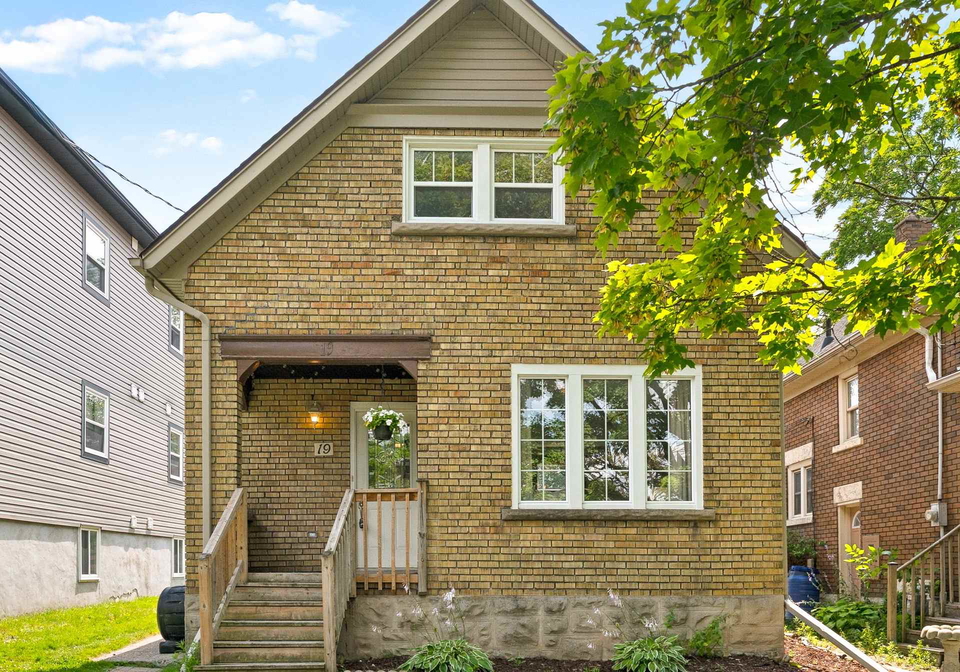 19-mary-street-kitchener-ontario-x13588276