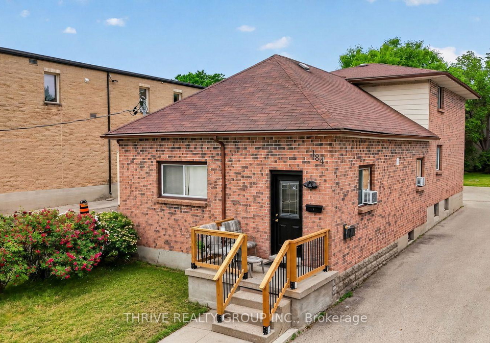184-simcoe-street-london-east-ontario-x13588454