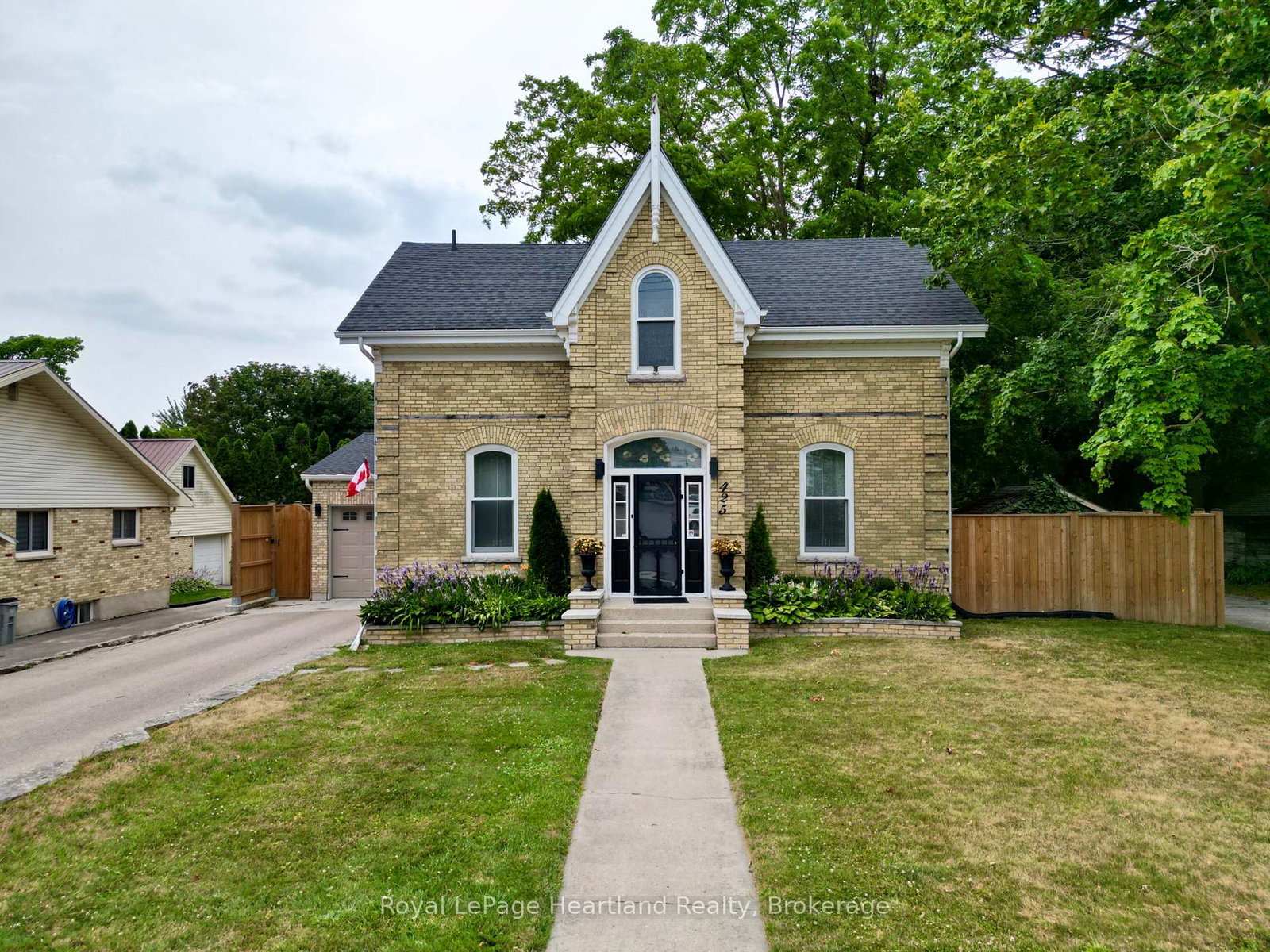 425-william-street-south-huron-ontario-x13588592