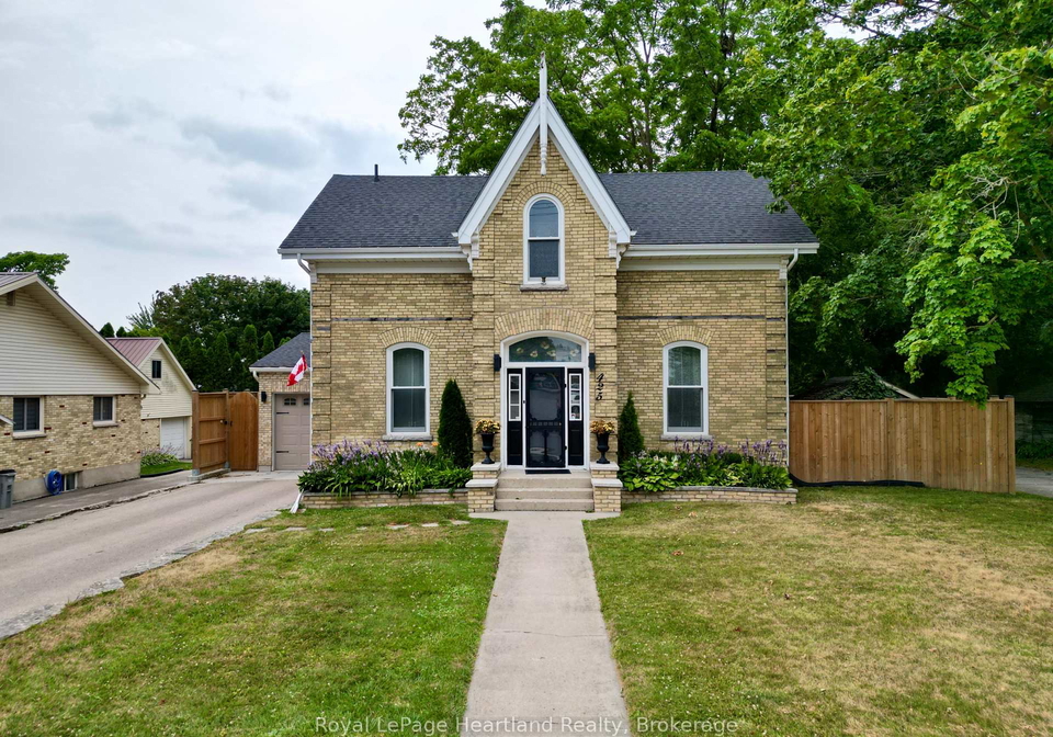 425-william-street-south-huron-ontario-x13588592