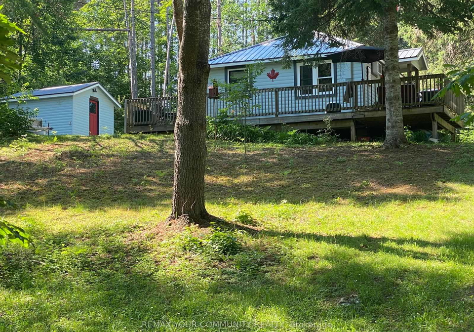 42-fire-route-trent-lakes-ontario-x13588658