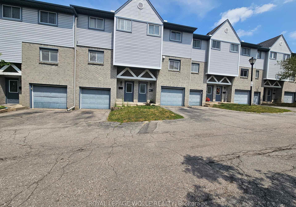 589-beechwood-drive-waterloo-ontario-x13588776