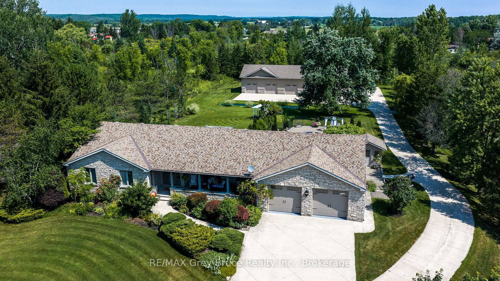 913-27th-street-w-georgian-bluffs-ontario-x13588806