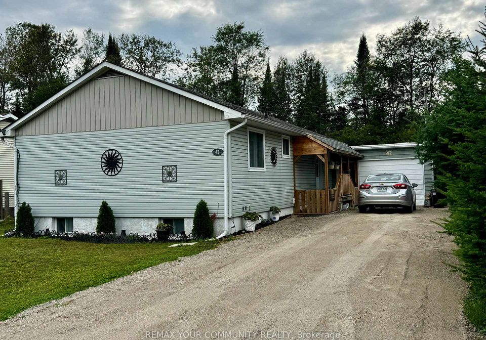 42-sprucedale-street-highlands-east-ontario-x13588858