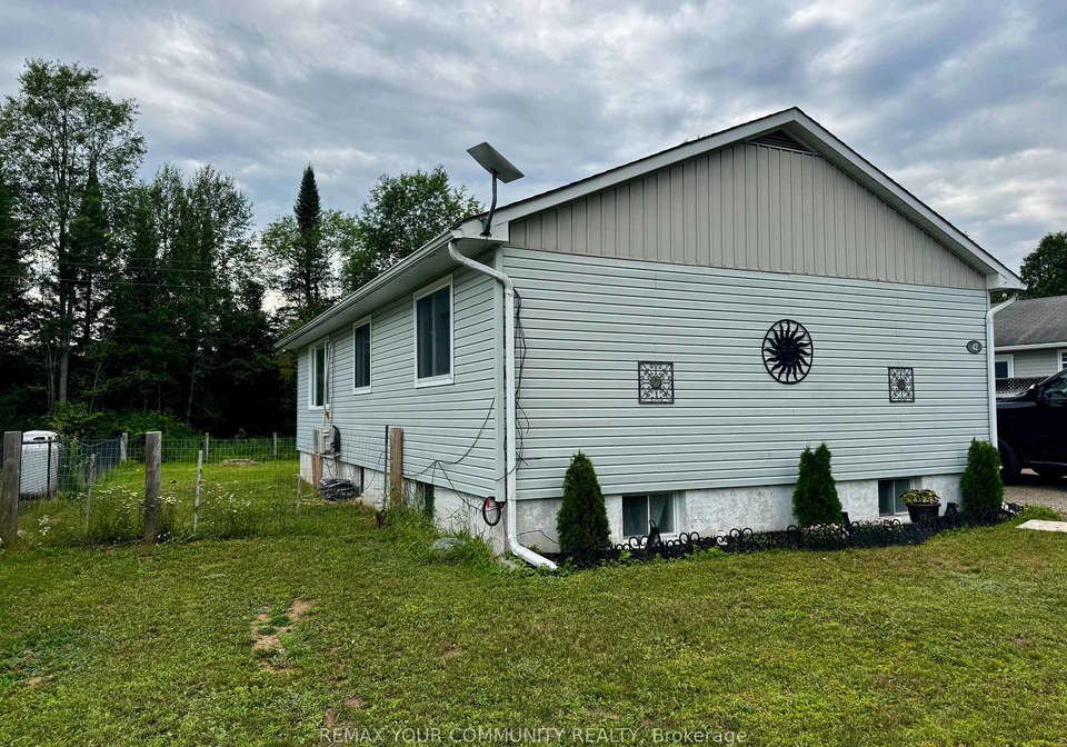 42-sprucedale-street-highlands-east-ontario-x13588858