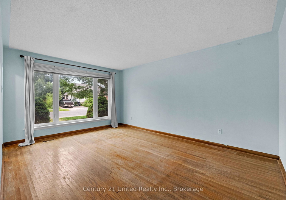 377-chesterfield-avenue-peterborough-ontario-x13588900