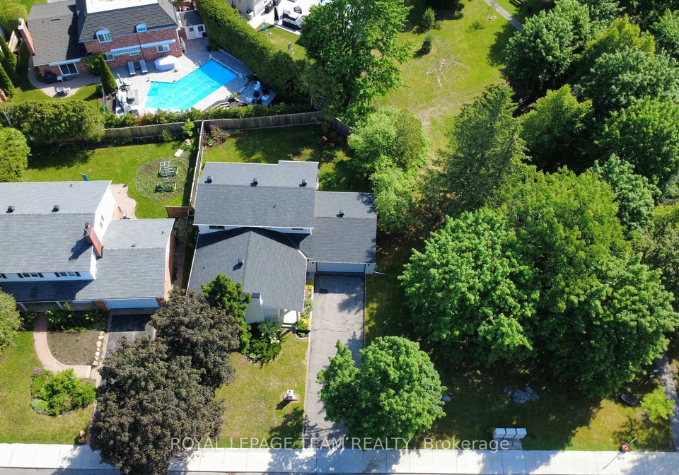 61-amberwood-crescent-ottawa-ontario-x13588958
