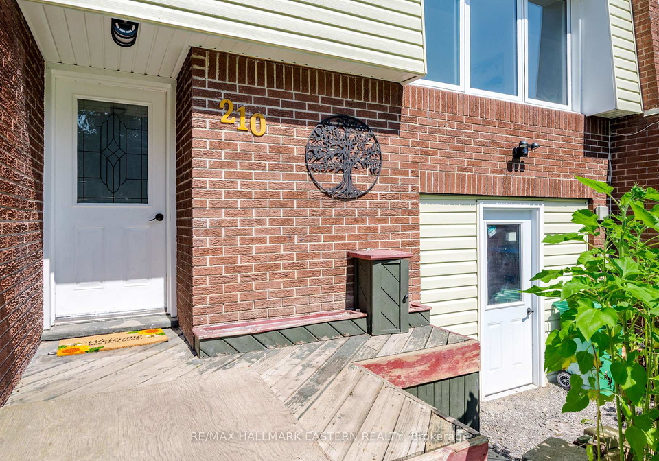 210-maxwell-avenue-peterborough-ontario-x13588962