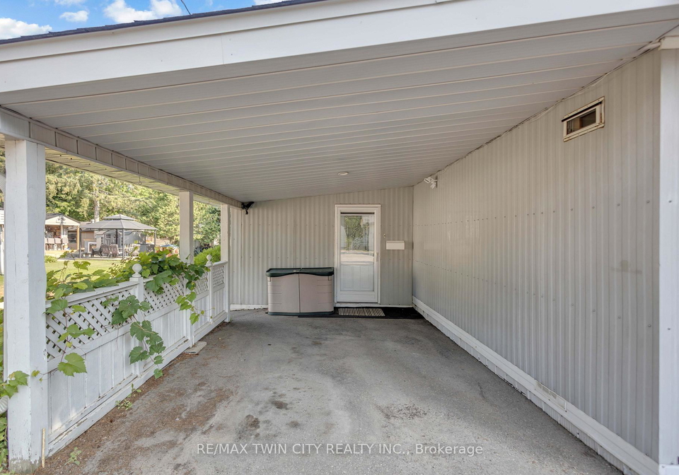673-brant-waterloo-road-north-dumfries-ontario-x13589174