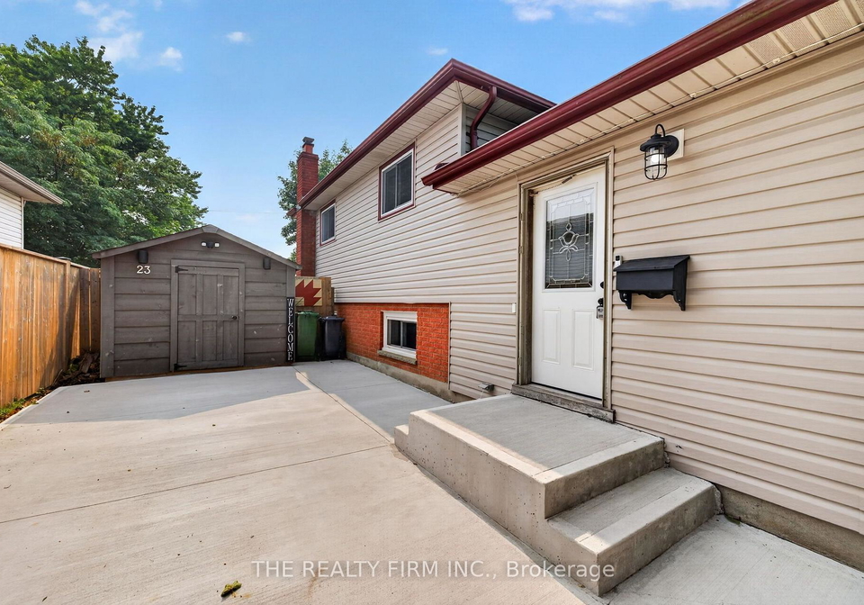 23-confederation-drive-st-thomas-ontario-x13589198